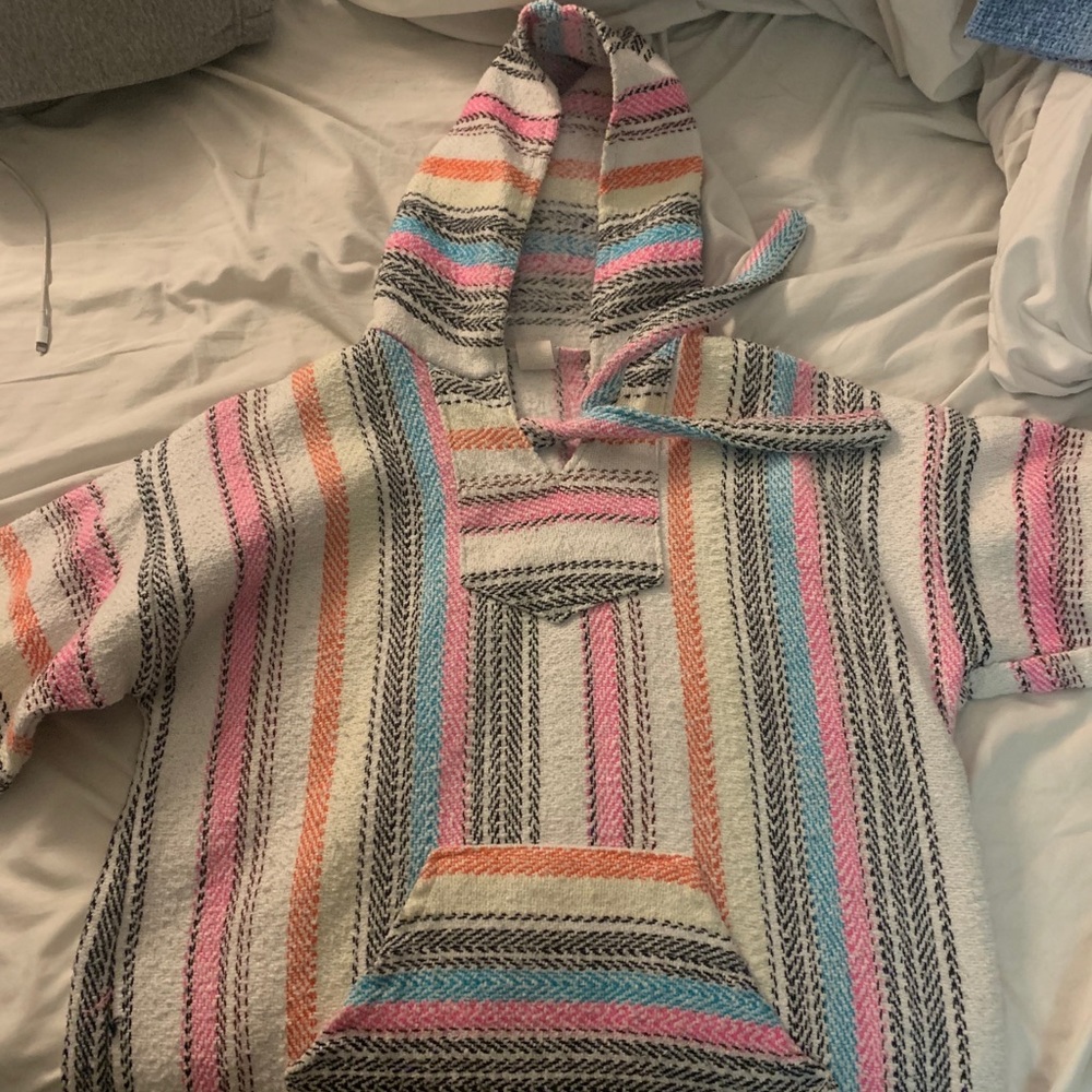 3 drug rugs , great condition worn once all larges